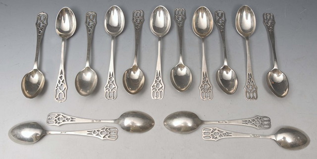 Appraisal: A COLLECTION OF FIFTEEN SILVER TEA SPOONS with stylised pierced