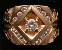 Appraisal: Gentleman's K Yellow Gold and Solitaire Ring Gentleman's diamond solitaire