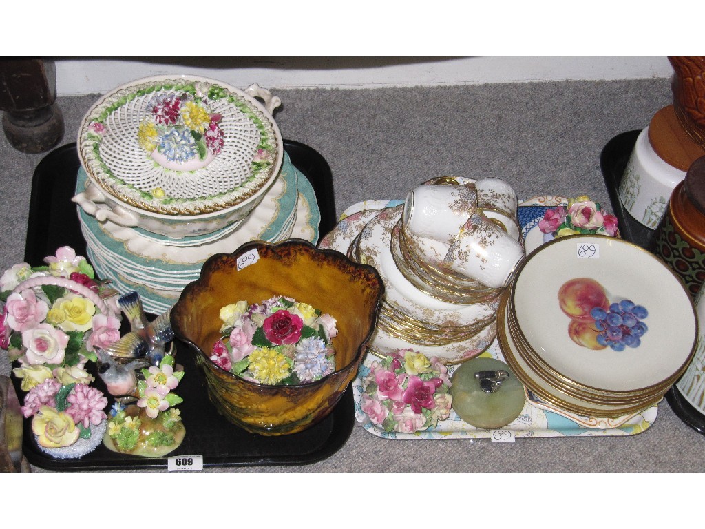 Appraisal: Lot comprising two trays of assorted ceramics to include Aynsley