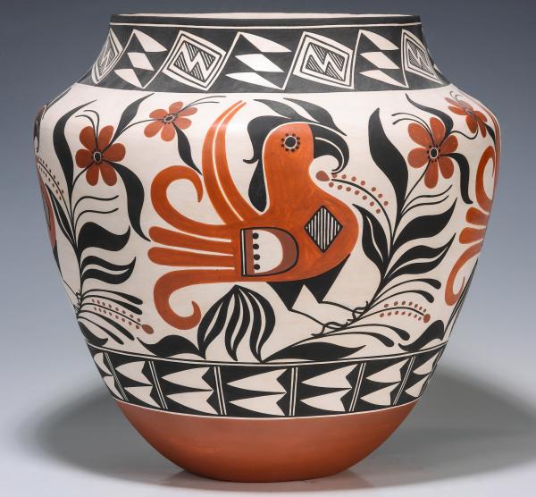 Appraisal: A LARGE CONTEMPORARY ACOMA OLLA SIGNED GOLDIE HAYAH Fourth quarter