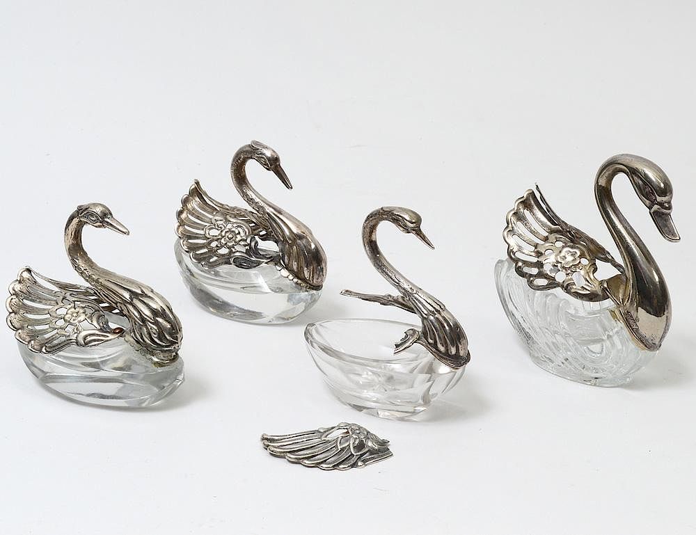 Appraisal: GROUP OF FOUR GLASS SWAN OPEN SALTS European Comprising one