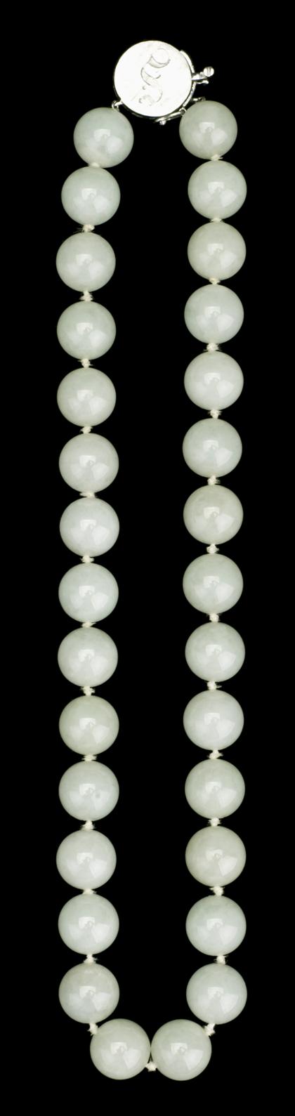 Appraisal: Chinese white jadeite bead necklaceearly th century