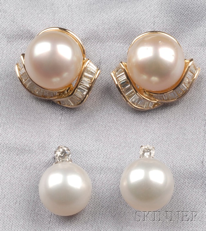 Appraisal: Two Pairs of kt Gold and Cultured Pearl Earstuds one