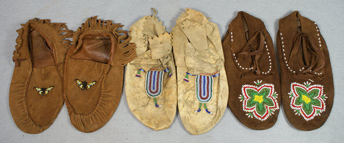 Appraisal: pr beaded Native American moccasins floral figural and winged bird