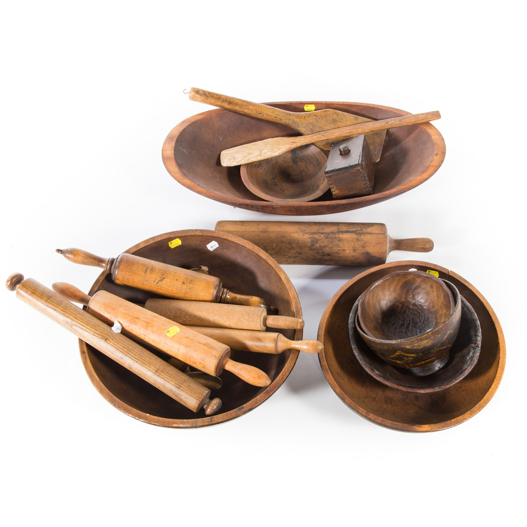 Appraisal: Assortment of wood cooking utensils