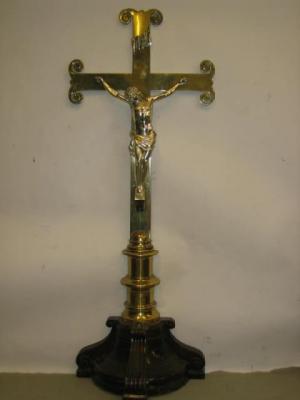 Appraisal: A LARGE VICTORIAN BRASS CRUCIFIX in the Arts and Crafts