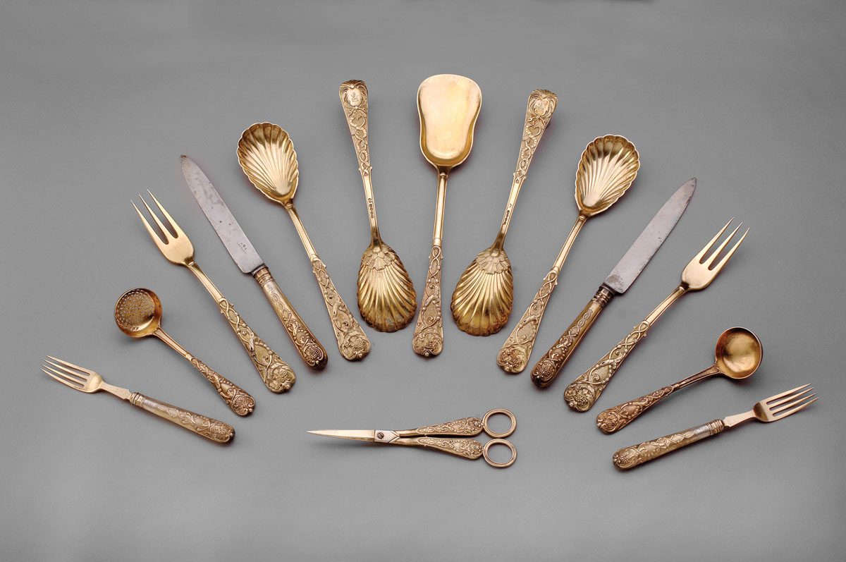 Appraisal: VICTORIAN SILVER-GILT CRESTED PART DESSERT FLATWARE SERVICE ROBERT GARRARD AND