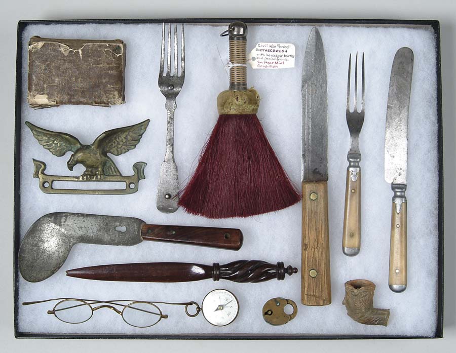 Appraisal: MIXED LOT OF CIVIL WAR PERIOD UTENSILS AND PERSONAL ITEMS