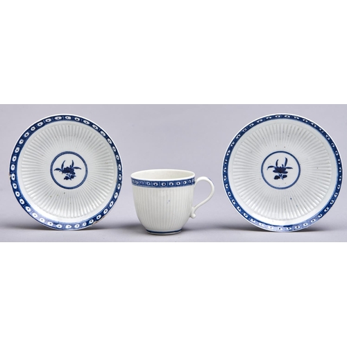 Appraisal: A Worcester reeded blue and white coffee cup and two