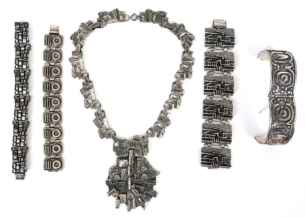 Appraisal: Robert Larin Pc Assortment Robert Larin brutalist design necklace with