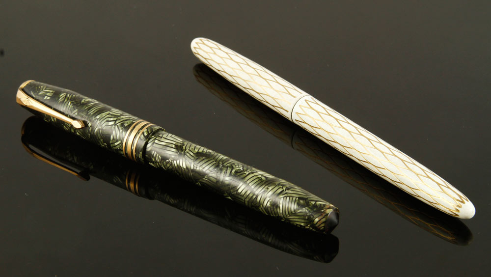 Appraisal: - K Sheaffer Fountain Pen K gold Sheaffer fountain pen