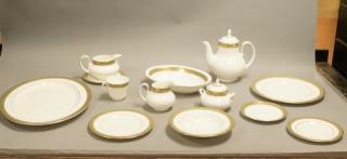 Appraisal: pc ROYAL DOULTON Belvedere China Dinnerware S pc ROYAL DOULTON