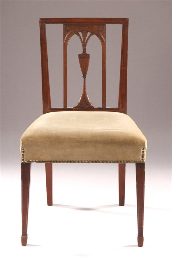 Appraisal: FEDERAL STYLE MAHOGANY SIDE CHAIR early th century with restoration