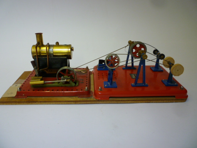 Appraisal: A Mamod stationary engine P and a Mamod base with