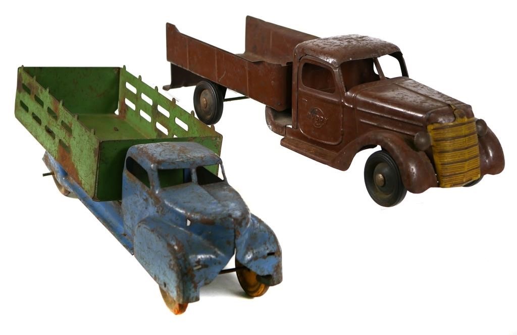 Appraisal: TWO PRESSED STEEL BUDDY L TRUCK TOYSTwo pressed steel delivery