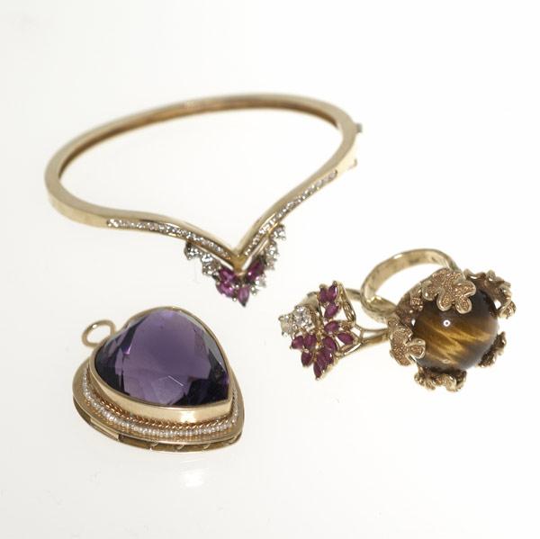 Appraisal: GOLD AND GEMSTONE JEWELRY Four pieces in k yg faceted