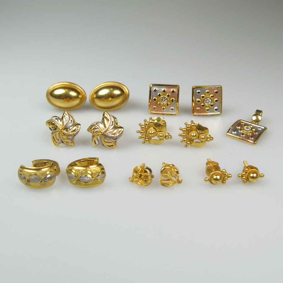 Appraisal: Pairs Of k Yellow Gold Stud Earrings and gold pendants