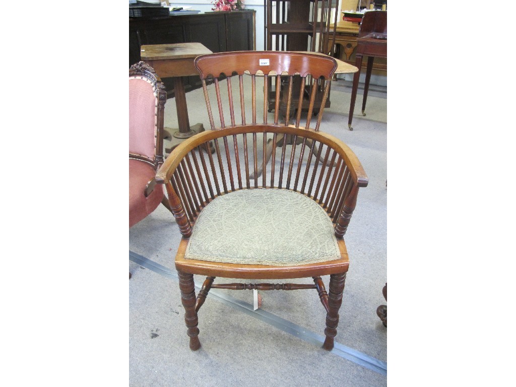 Appraisal: Late Victorian mahogany Windsor style chair