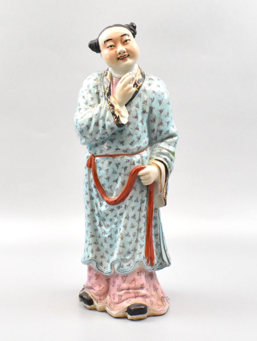 Appraisal: A Chinese famille rose porcelain figure Republic period Standing male