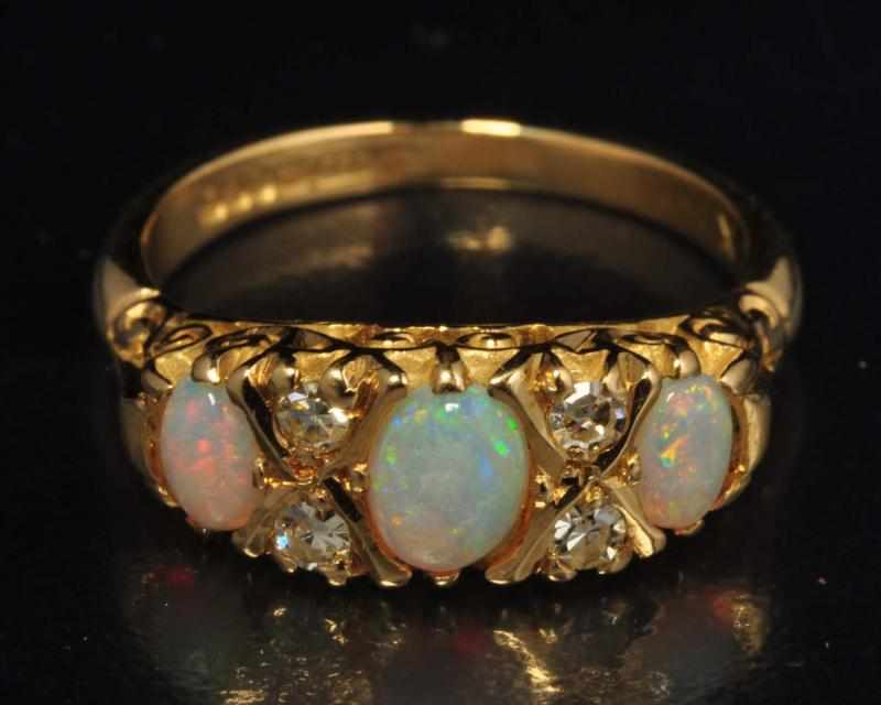 Appraisal: K Y Gold Diamond Opal Ring Description Diamonds ctw Opal