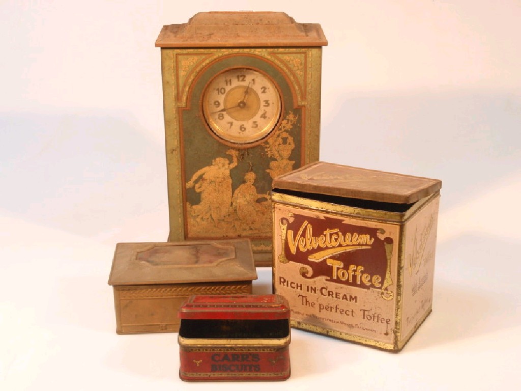 Appraisal: A vintage tin plate Victory V clock a velvet cream