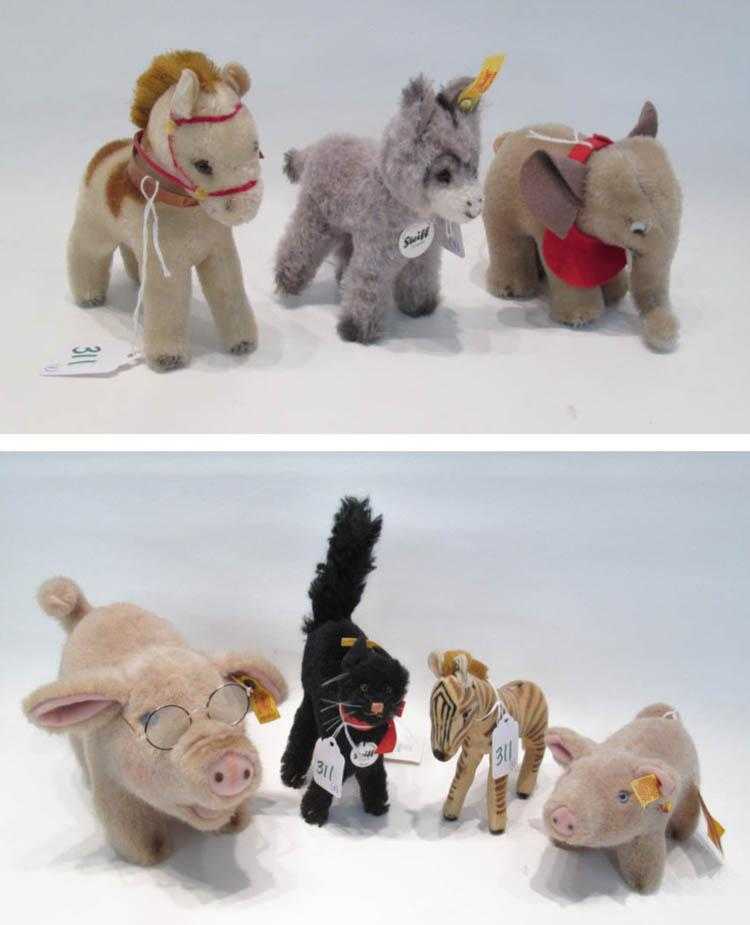 Appraisal: COLLECTION OF SEVEN STEIFF STUFFED ANIMALS including pigs marked Jolanthe