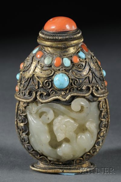 Appraisal: Snuff Bottle China th early th century made for the