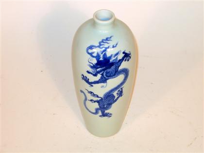 Appraisal: Chinese blue and white 'dragon' vase six kangxi character marks