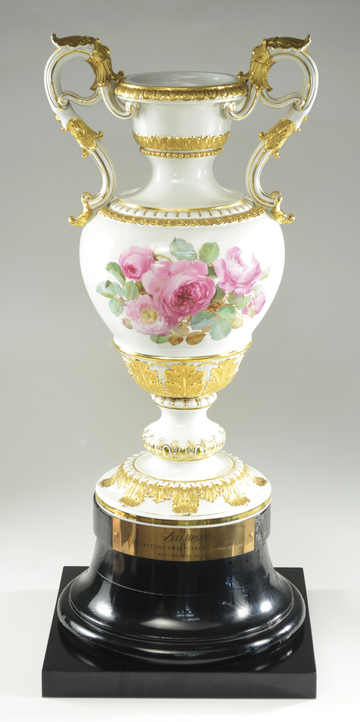 Appraisal: MEISSEN PORCELAIN TROPHY VASE on circular wood stand having platform