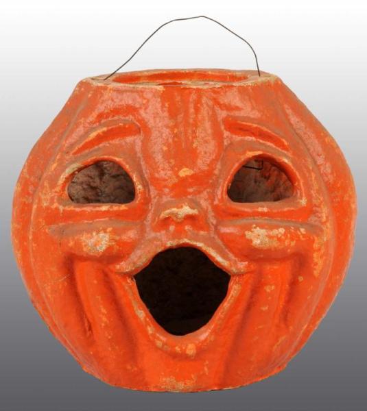 Appraisal: Lot of Pulp Halloween Jack-O-Lanterns Description Two have original paper