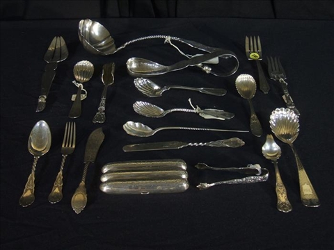 Appraisal: AMERICAN SILVER SERVING PIECES AND ACCESSORIES Including a Sanborns Mexico