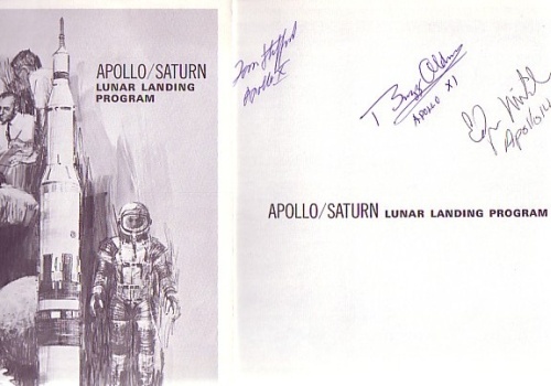 Appraisal: Apollo Saturn Booklet describing and illustrating all the aspects of