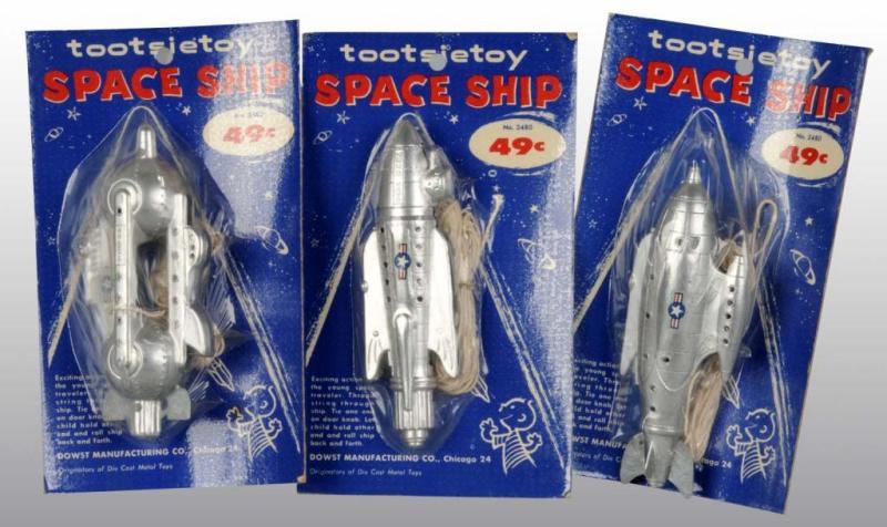 Appraisal: Lot of Tootsie Toy Die-Cast Spaceships Description Circa s All