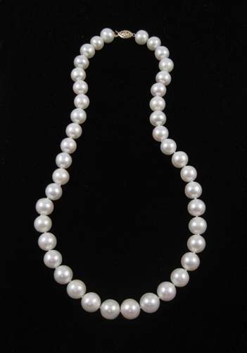 Appraisal: PRINCESS LENGTH PEARL NECKLACE measuring - inches in length and