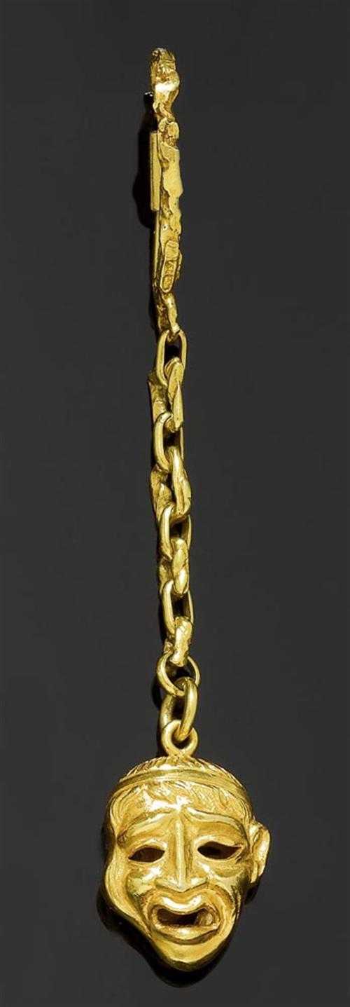 Appraisal: GOLD KEY CHAIN Yellow gold g Decorative textured key ring