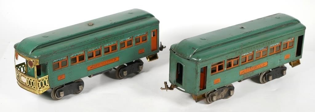 Appraisal: LIONEL PREWAR STANDARD PULLMAN OBSERVATION Two Train cars pullman and