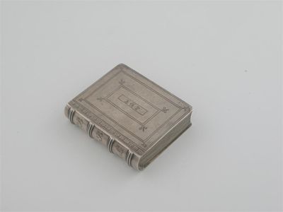 Appraisal: A George III novelty snuff box in the form of