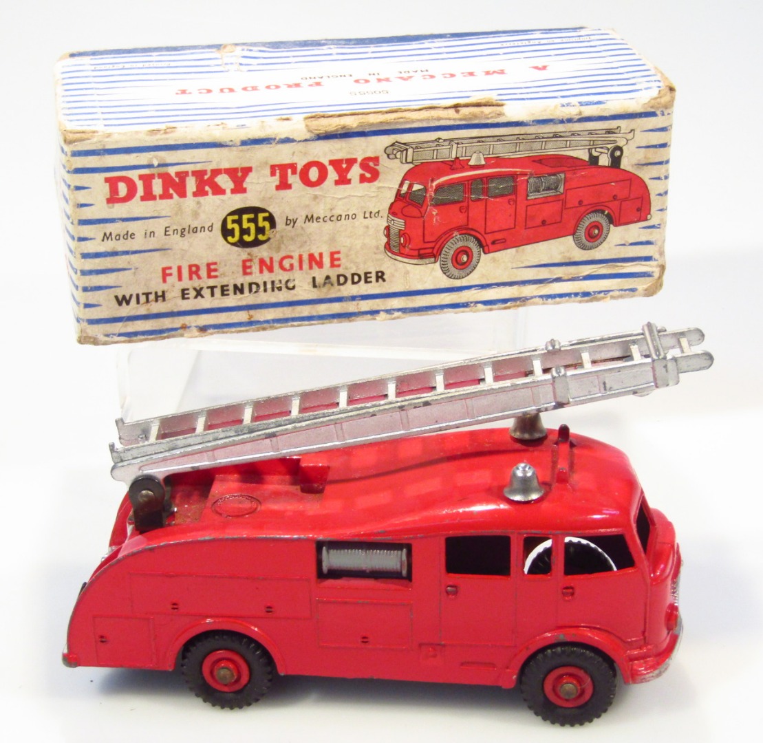 Appraisal: A Dinky Toys fire engine with extending ladder no in