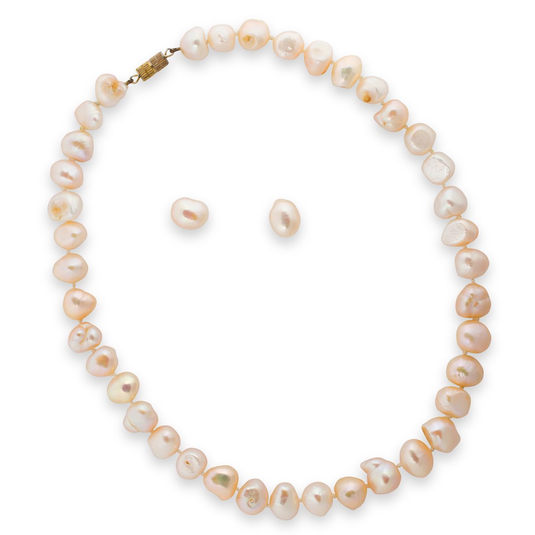 Appraisal: A PAIR OF CULTURED PEARL EARRINGS AND NECKLACE SUITE A