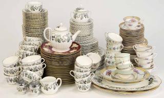 Appraisal: One Hundred Sixty Two Pieces of China Copeland Royal Worcester