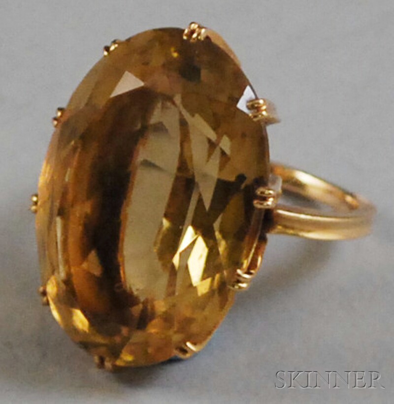 Appraisal: kt Gold and Citrine Cocktail Ring stone x mm total