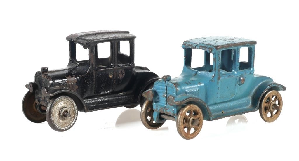 Appraisal: Two cast iron Ford Model T toy cars possibly Arcade