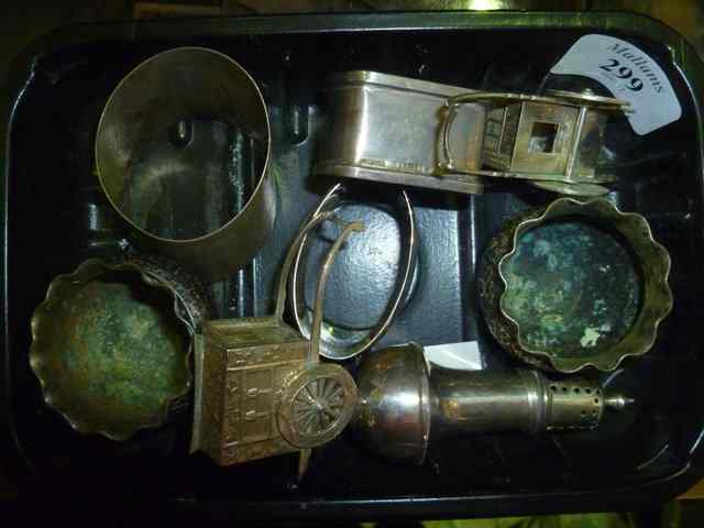 Appraisal: A SMALL COLLECTION OF MISCELLANEOUS including a silver pepper pot