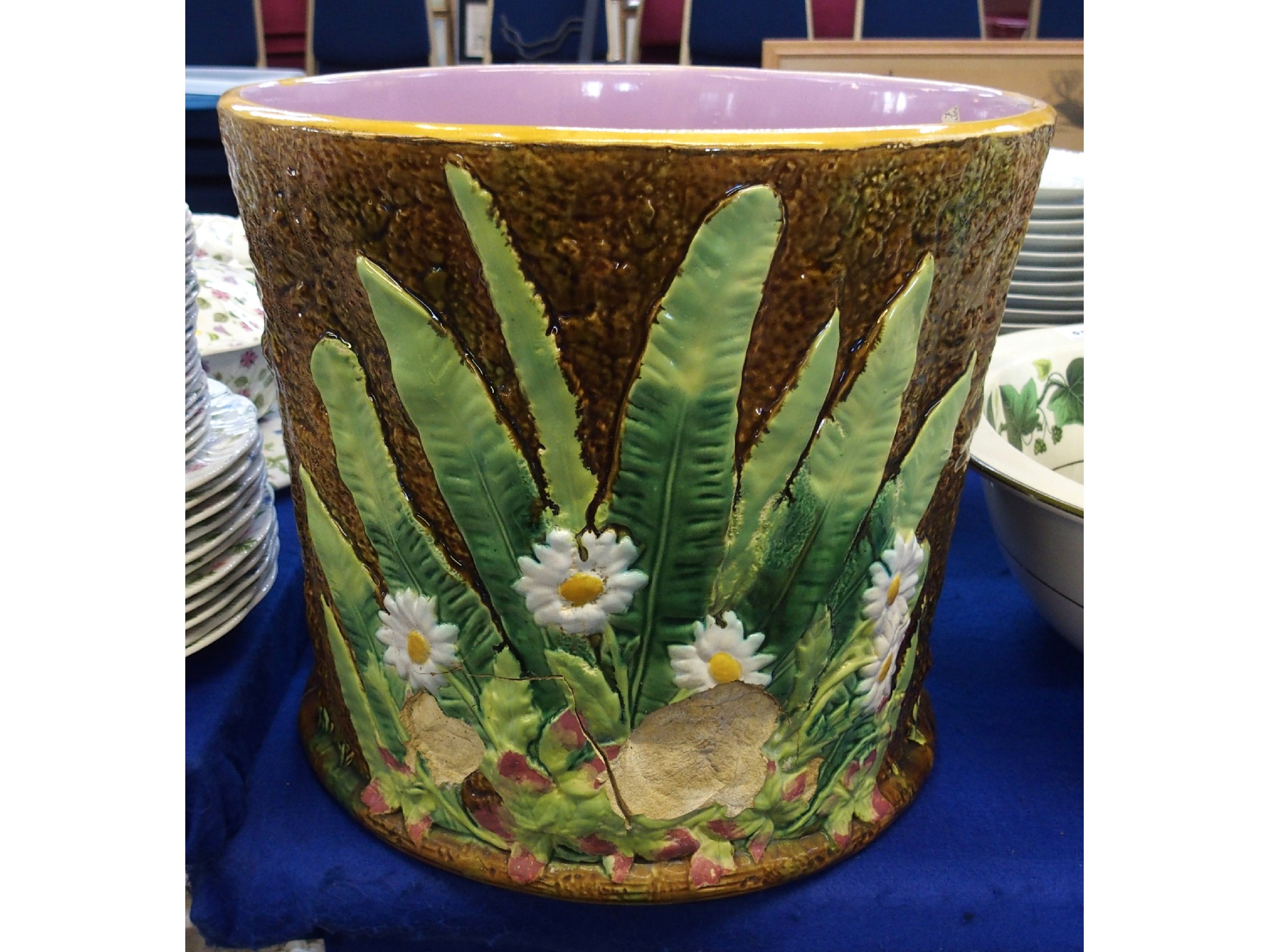 Appraisal: Large majolica planter decorated with ferns and daisy's