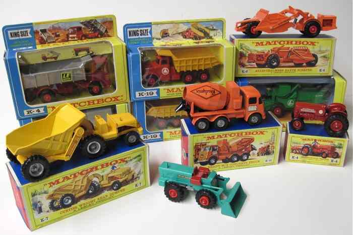 Appraisal: TEN MATCHBOX ''KING SIZE'' VEHICLES including No's K- International tractor