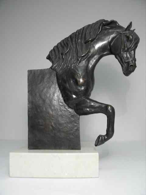 Appraisal: Eduardo Aragonese bronze sculpture of a horse Signed ''Aragoneses'' on