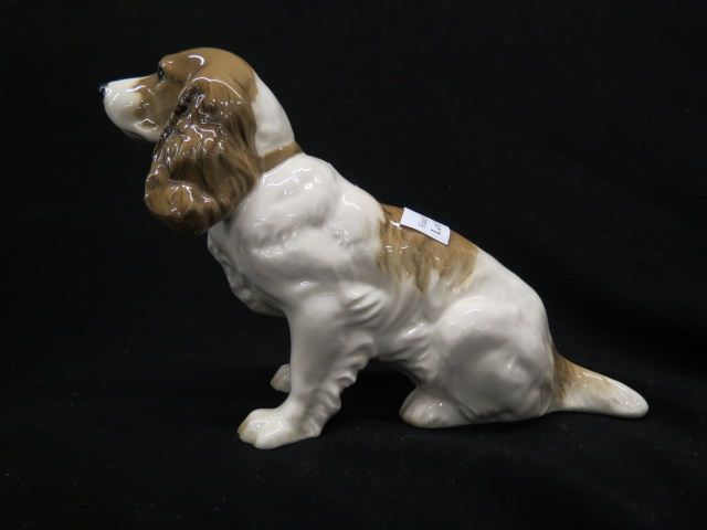 Appraisal: Hutschenreuther Porcelain Dog Figurine a seated spaniel excellent