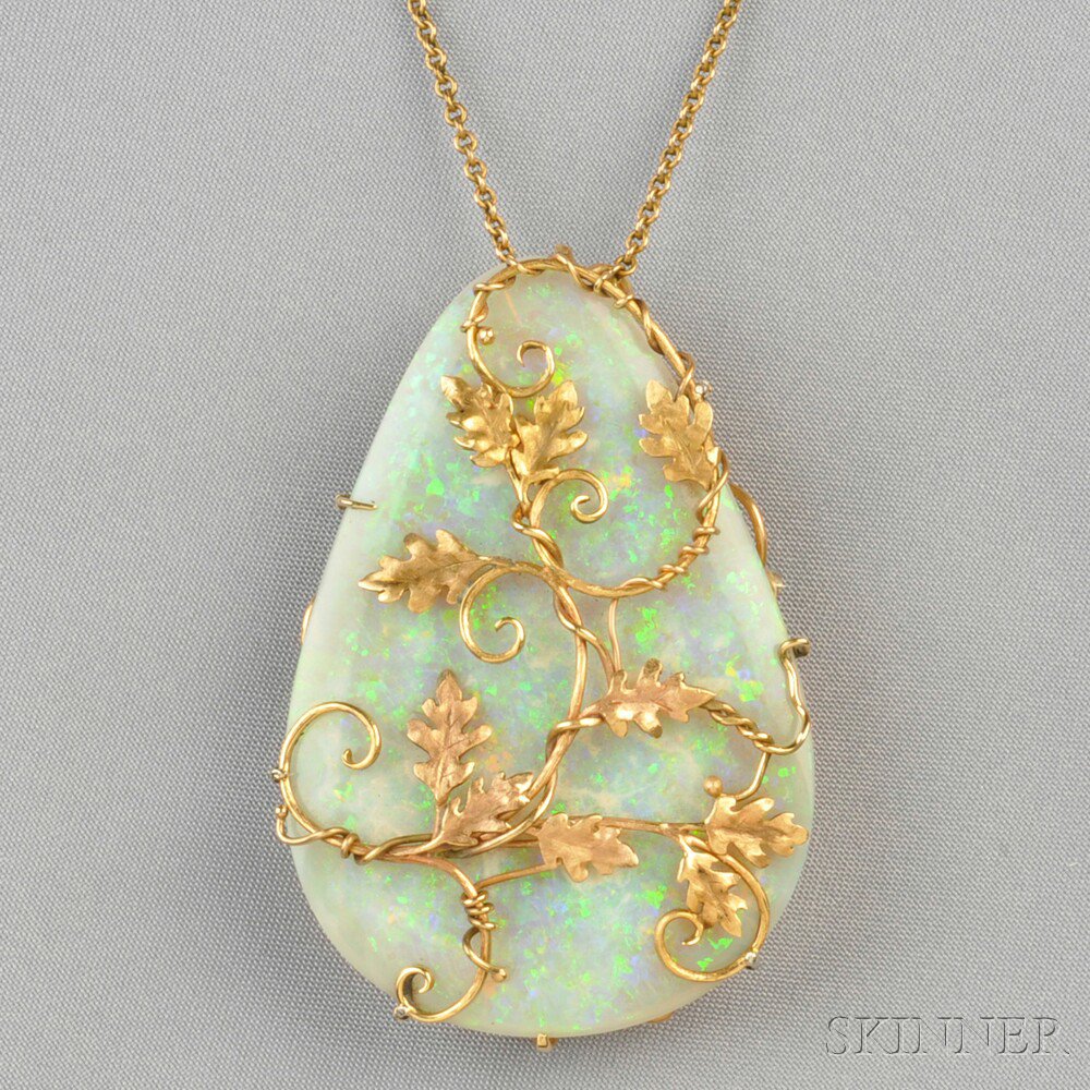 Appraisal: kt Gold and Opal Pendant Brooch set with an opal