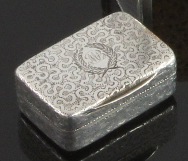 Appraisal: A George III silver vinaigrette W E London initialled M