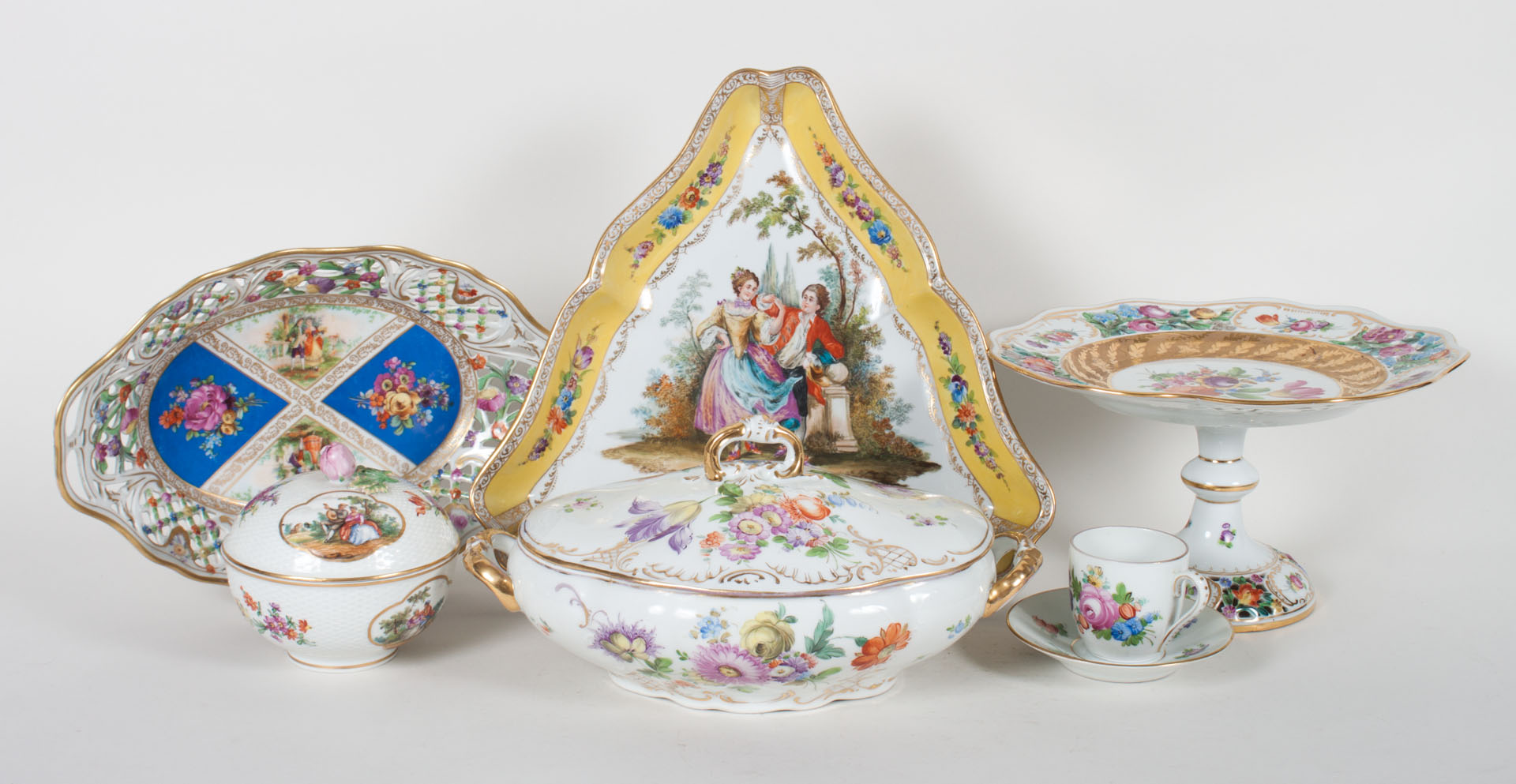 Appraisal: Assorted Dresden porcelain tableware first half- th century assorted assembled